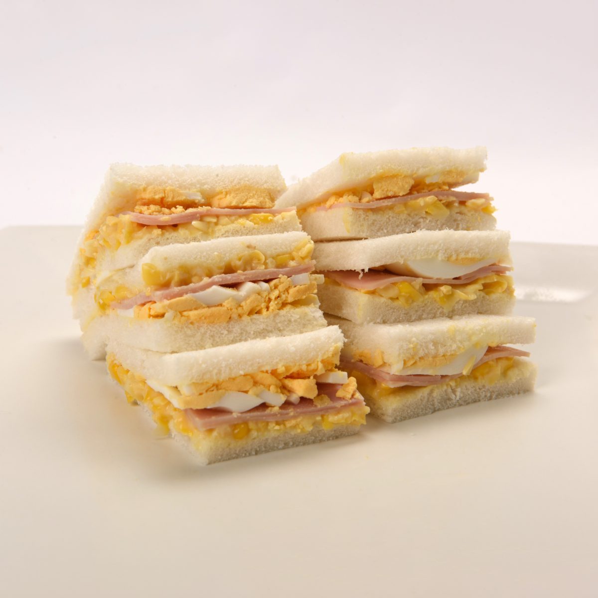 Sándwich de Choclo, Jamón y Huevo (16 Uds.)