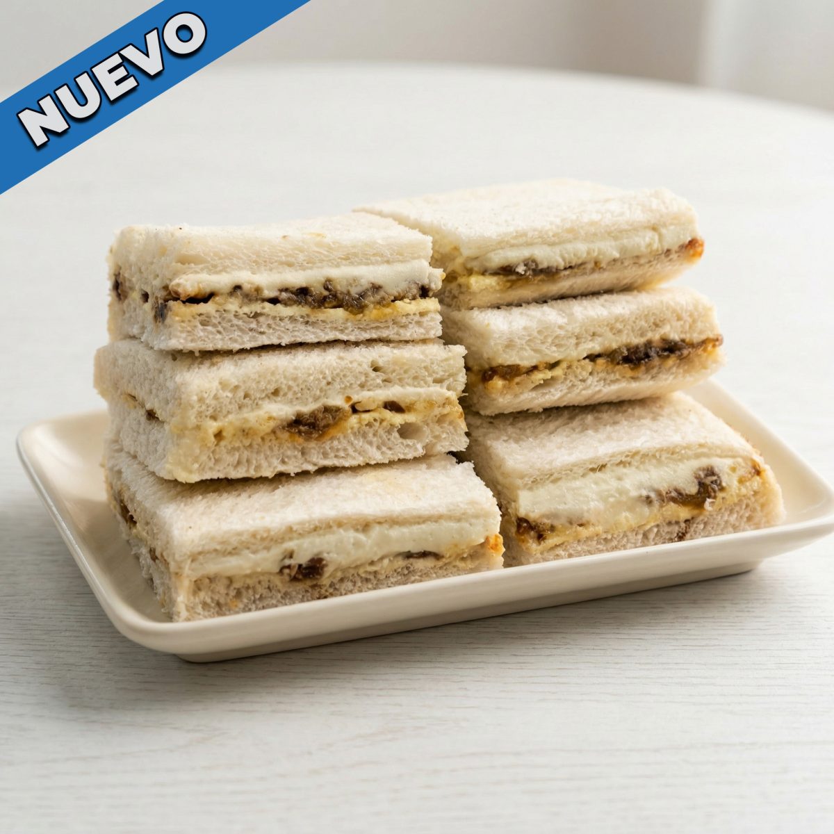 Sándwich de Queso azul y cebolla caramelizada (16 Uds.)